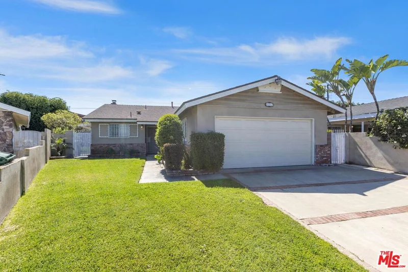 552 E Newfield Street, Gardena, CA 90248