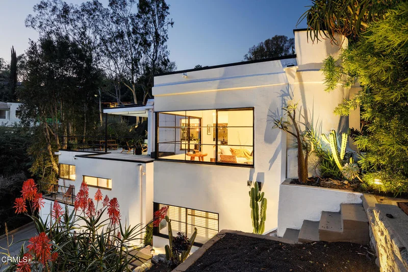 412 Glen Holly Drive, Pasadena, CA 91105