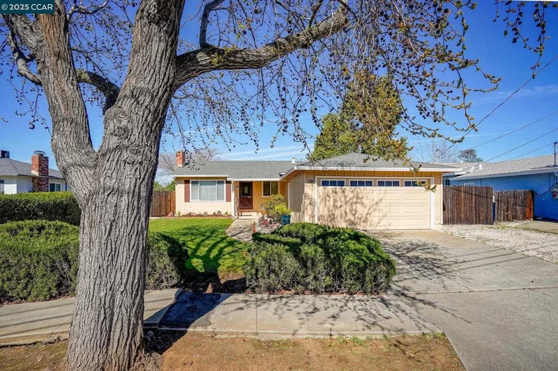 5515 Michigan Blvd, Concord, CA 94521