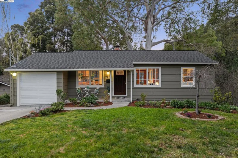 4515 Elinora Avenue, Oakland, CA 94619