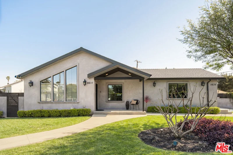 5637 W 83rd Street, Los Angeles, CA 90045