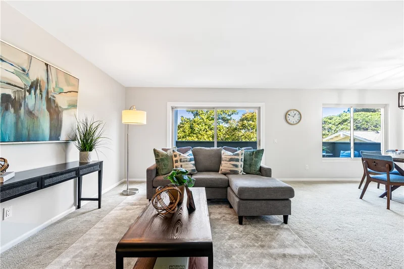 8566 Van Ness Court 24E, Huntington Beach, CA 92646
