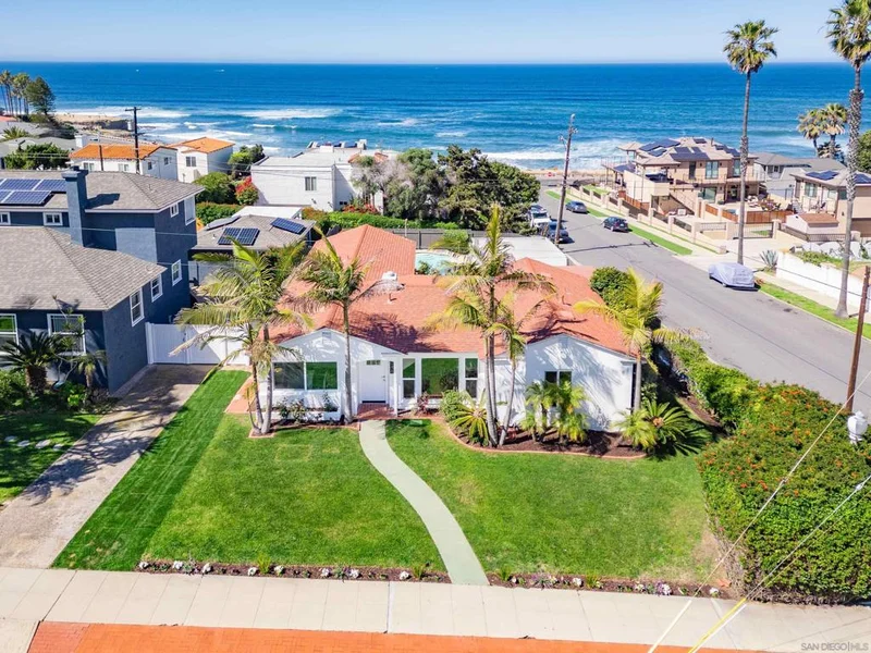 1046 Devonshire, San Diego, CA 92107