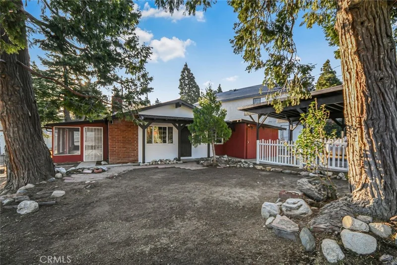 42916 Chippewa Street, Lake Hughes, CA 93532