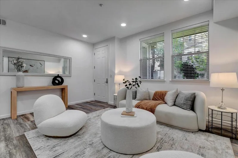 1035 Scotia Terrace 101, Sunnyvale, CA 94089