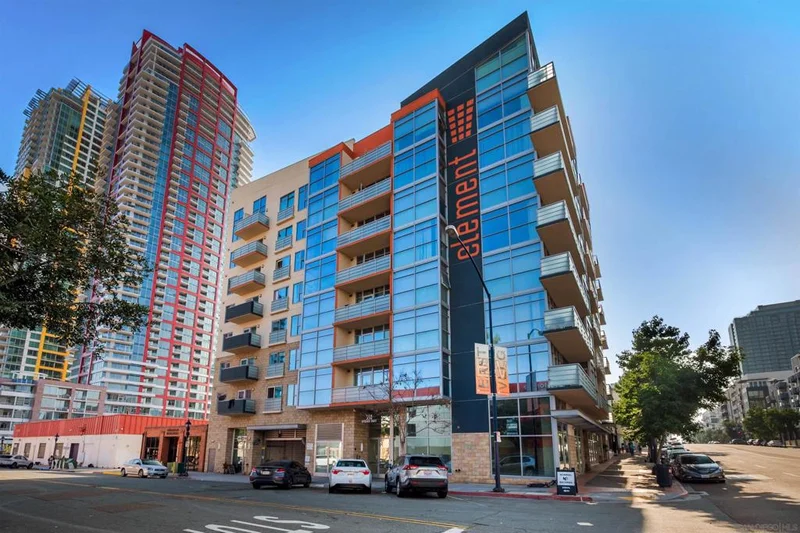 550 15th St 603, San Diego, CA 92101