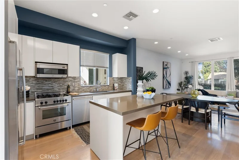 11500 National Boulevard 113, Los Angeles, CA 90064