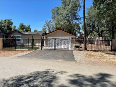 6181 Manzanita Avenue photo 2