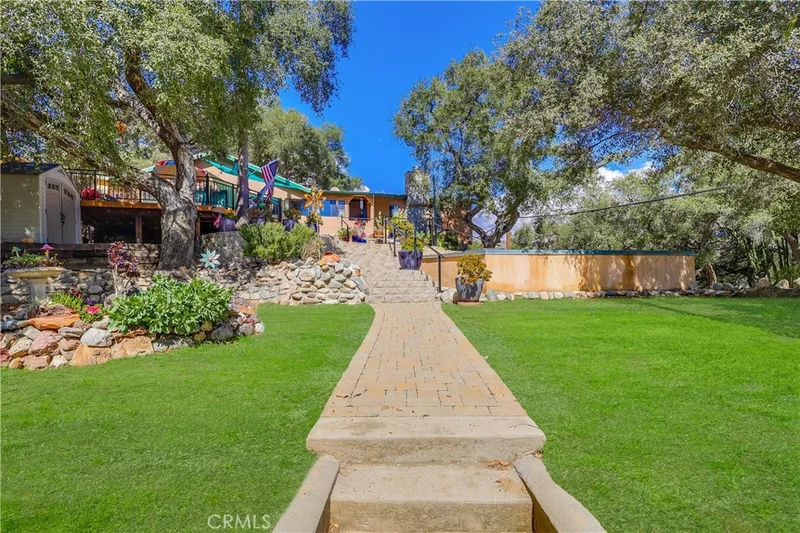 12531 Shafer Place, Sylmar, CA 91342