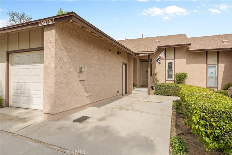 1127 Stone Pine Lane B, Corona, CA 92879