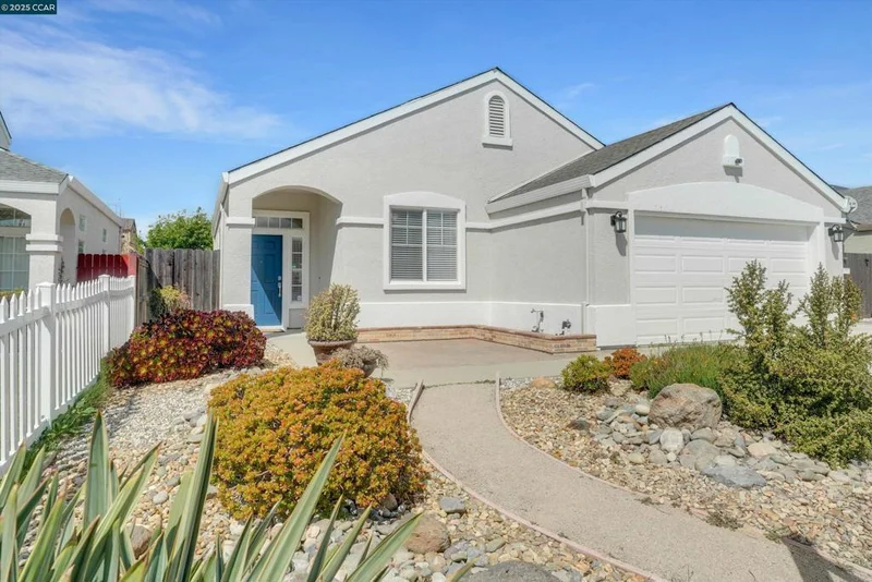 463 Gordon St, Rio Vista, CA 94571