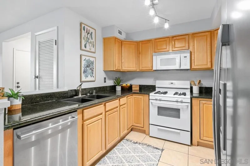 12269 Carmel Vista Rd 170, San Diego, CA 92130