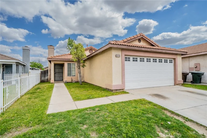 546 Silver Star Circle, Colton, CA 92324