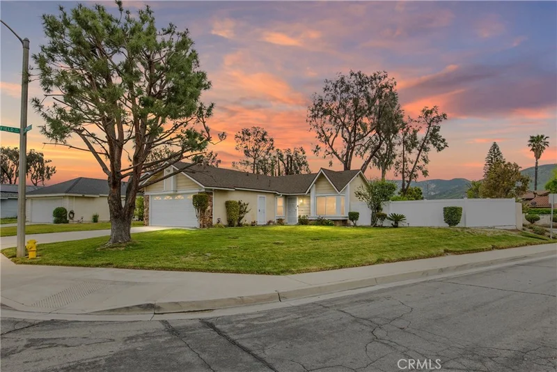 11697 Old Field Avenue, Fontana, CA 92337