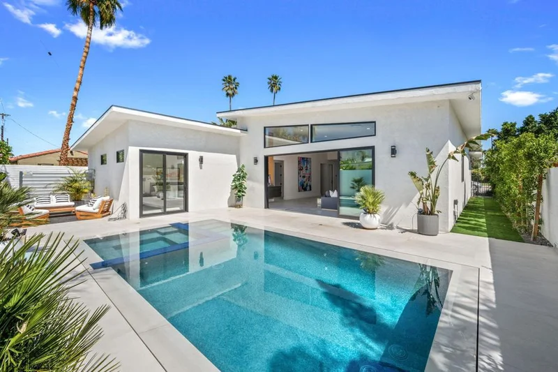 555 N Sunrise Way, Palm Springs, CA 92262