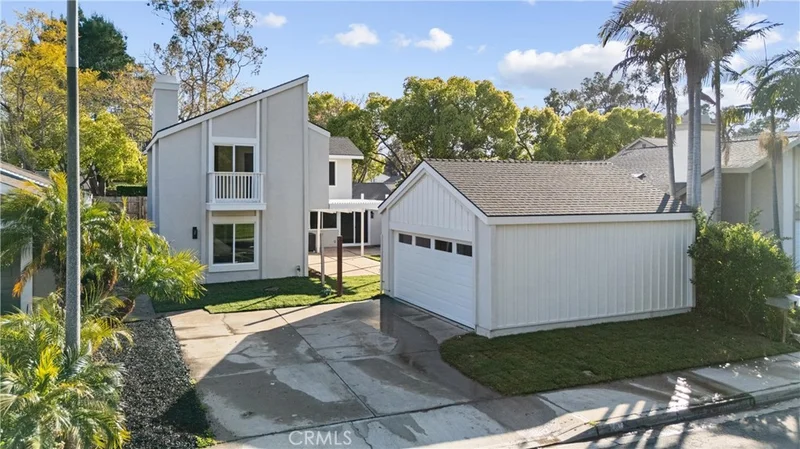 10 Banyan Tree, Irvine, CA 92612