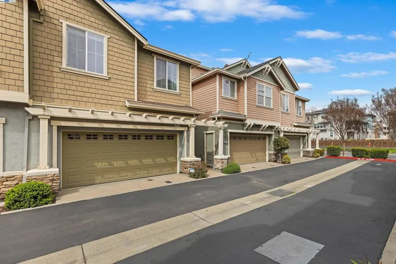 6313 Bray Ct, Dublin, CA 94568