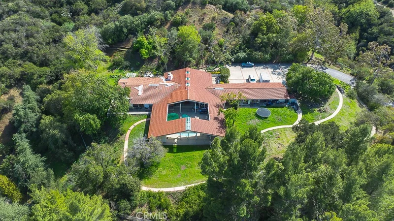 188 Pinecrest Road, Thousand Oaks, CA 91361