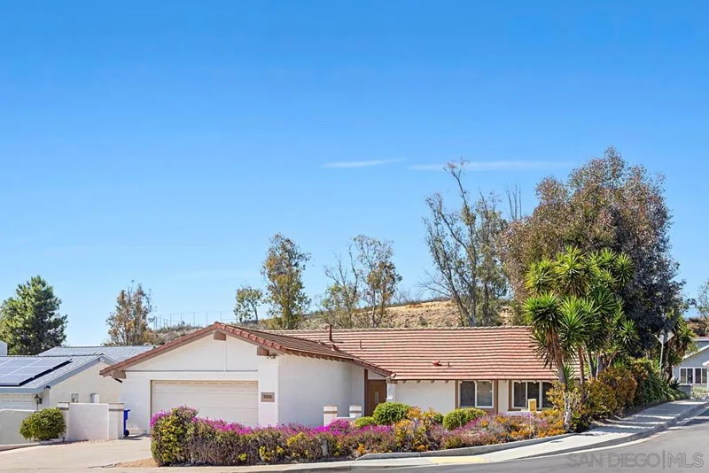 10207 Veracruz Ct., San Diego, CA 92124