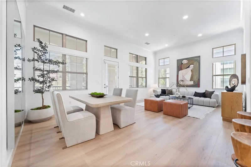 90 Mayfair, Irvine, CA 92620