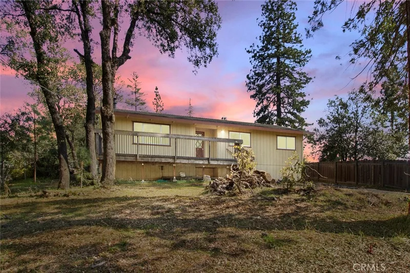 18591 Harper Road, Groveland, CA 95321