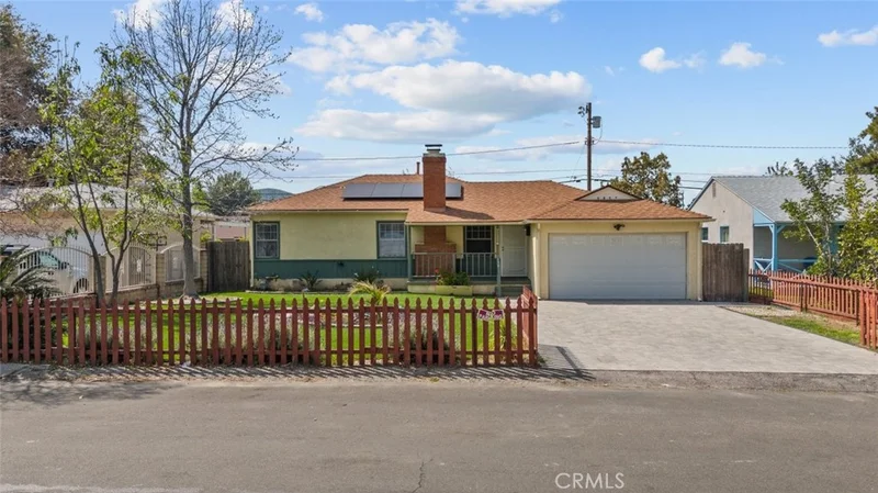 10327 Odell Avenue, Sunland, CA 91040