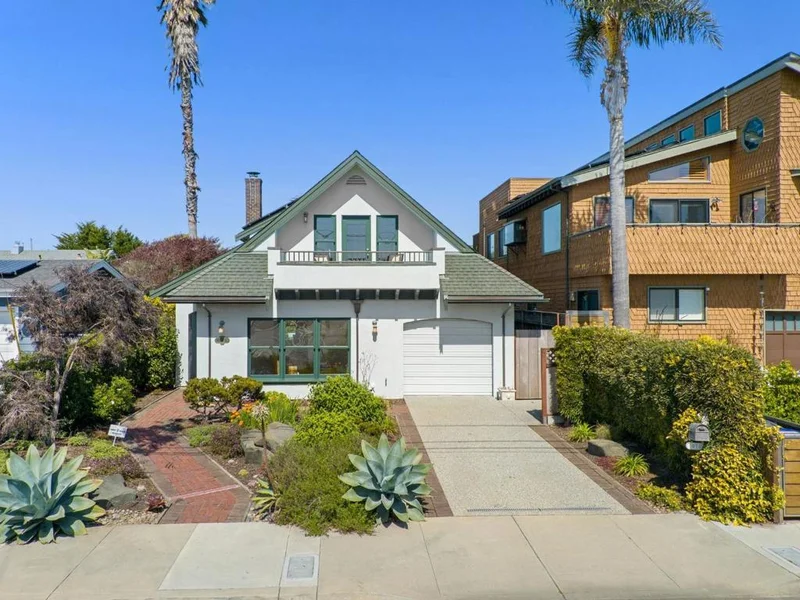 910 Pelton Avenue, Santa Cruz, CA 95060