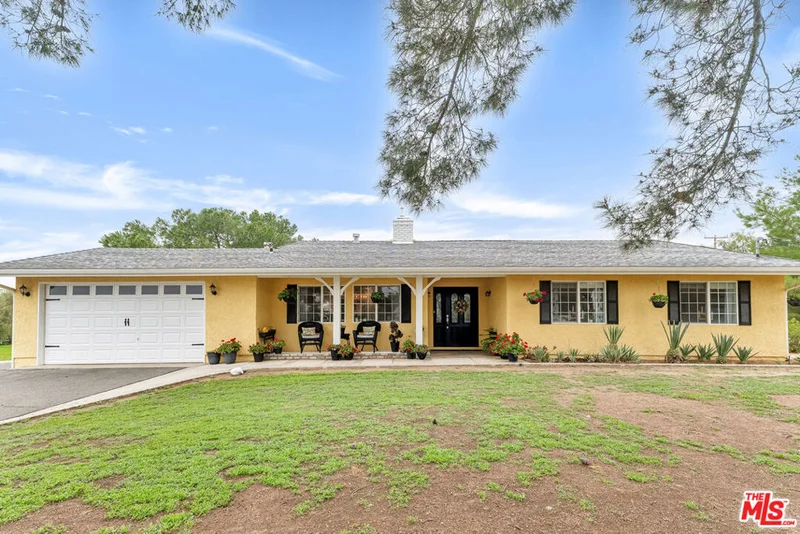 10415 Bedworth Road, Agua Dulce, CA 91390