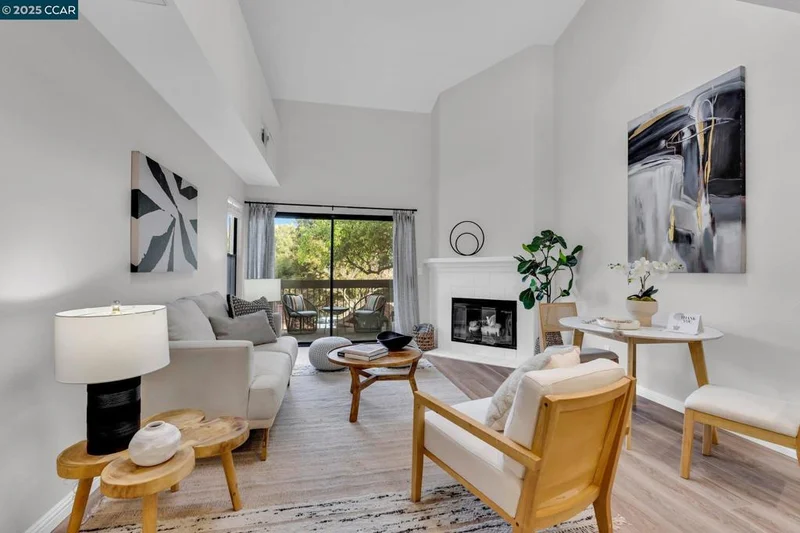 225 N Villa, Walnut Creek, CA 94595