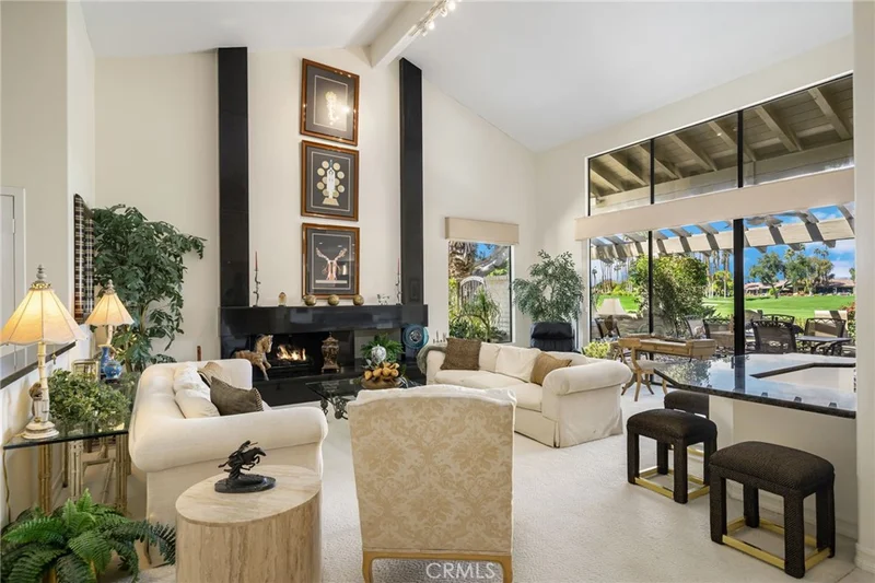228 Wild Horse Drive, Palm Desert, CA 92211