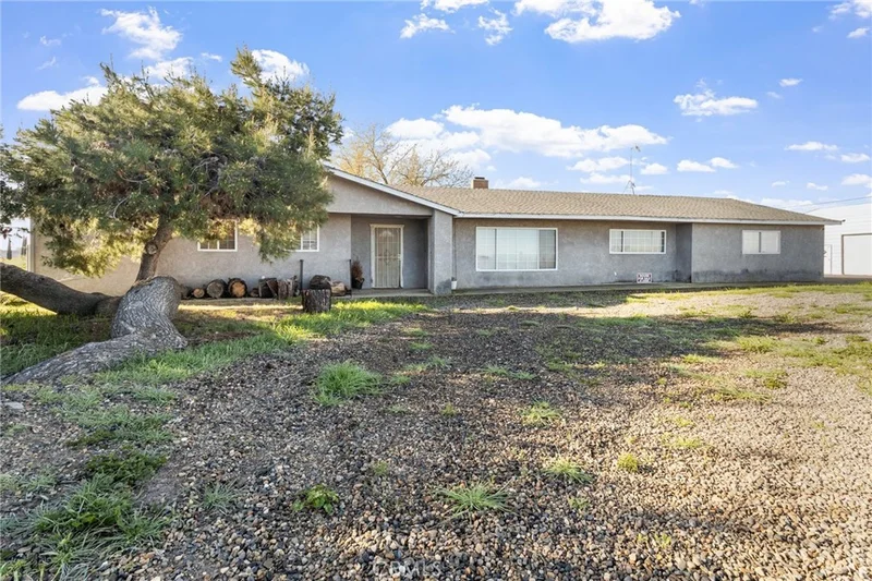 10451 Hyde Street, Le Grand, CA 95333