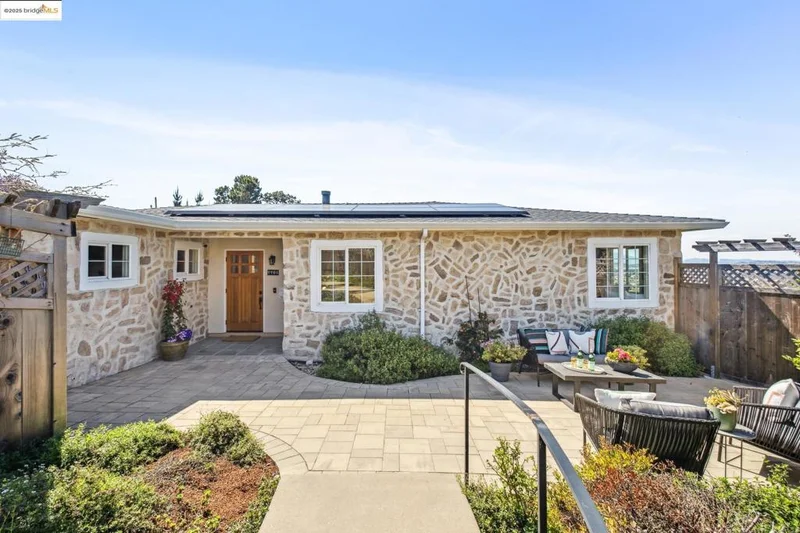 7701 Ricardo Ct, El Cerrito, CA 94530