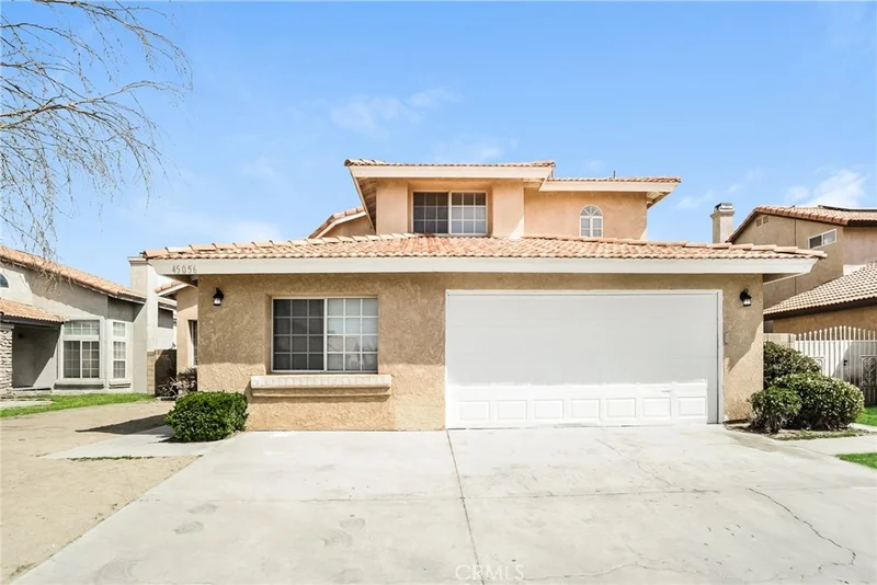 45056 Price Lane, Lancaster, CA 93535