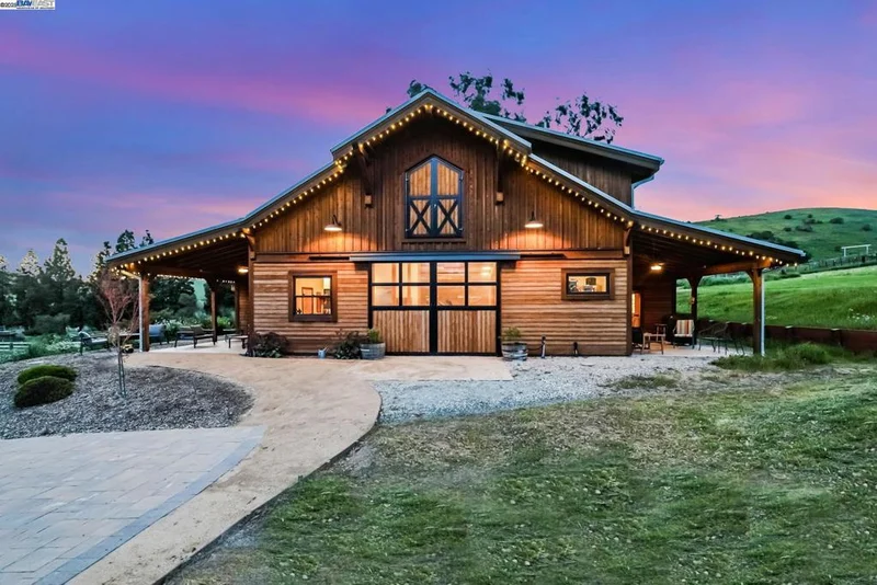 5135 Andrade Rd, Sunol, CA 94586