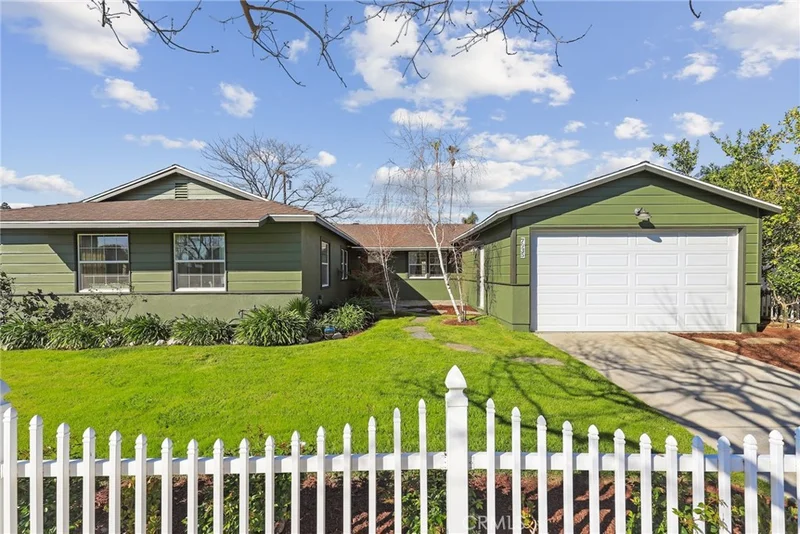 7935 Lena Avenue, West Hills, CA 91304