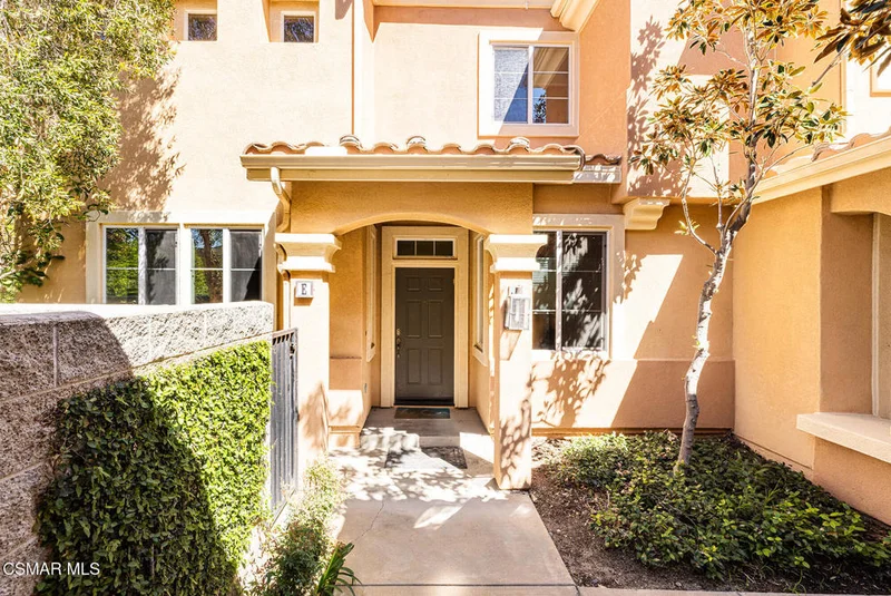 2987 Campa Way E, Simi Valley, CA 93063