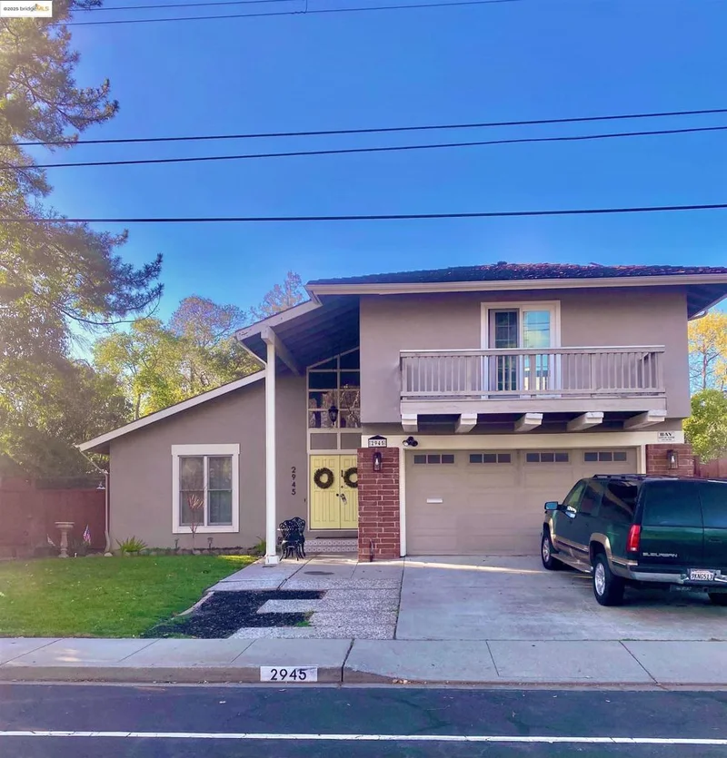 2945 Frayne Lane, Concord, CA 94518-2215