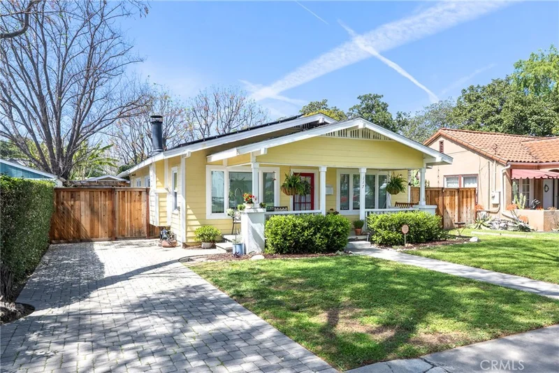 117 N Woods Ave.