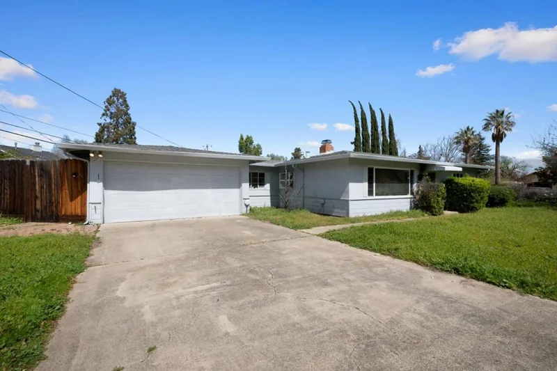 18707 Bucknall Road, Saratoga, CA 95070