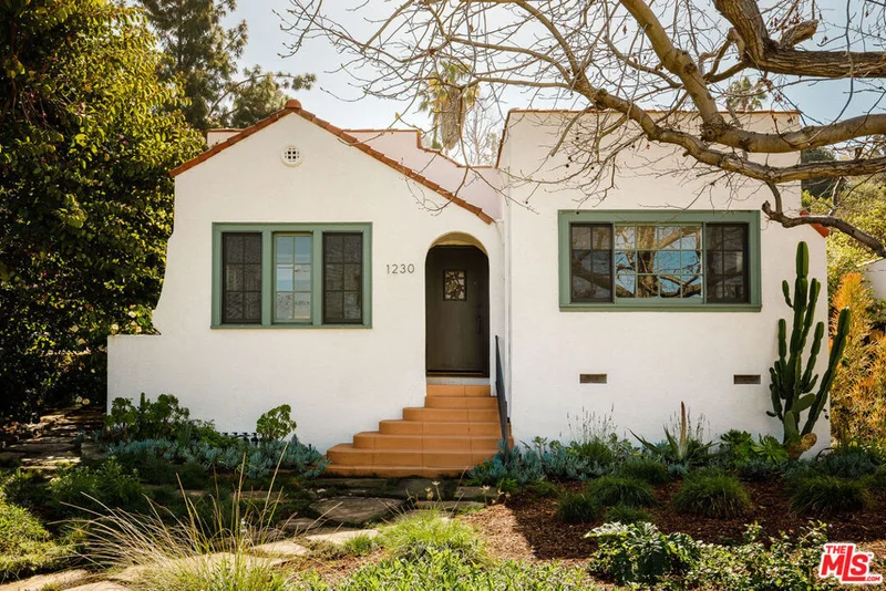 1230 Princeton Drive, Glendale, CA 91205