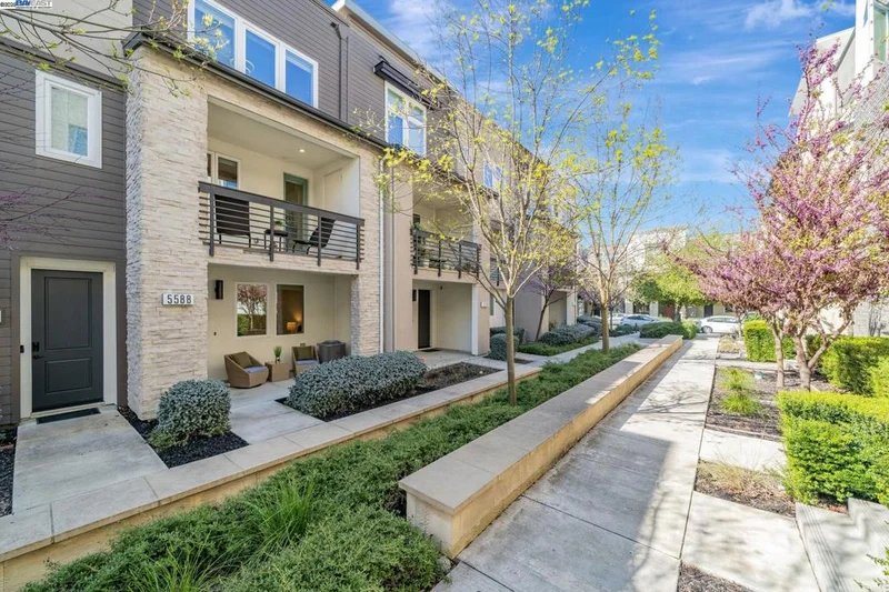5588 El Dorado Ln, Dublin, CA 94568-0000