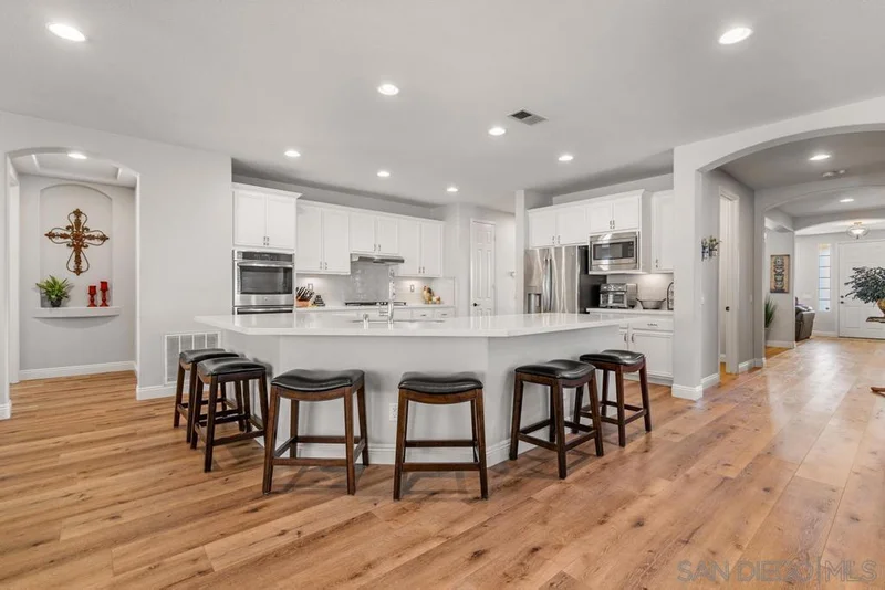 1253 Sunset Heights Rd, Escondido, CA 92026