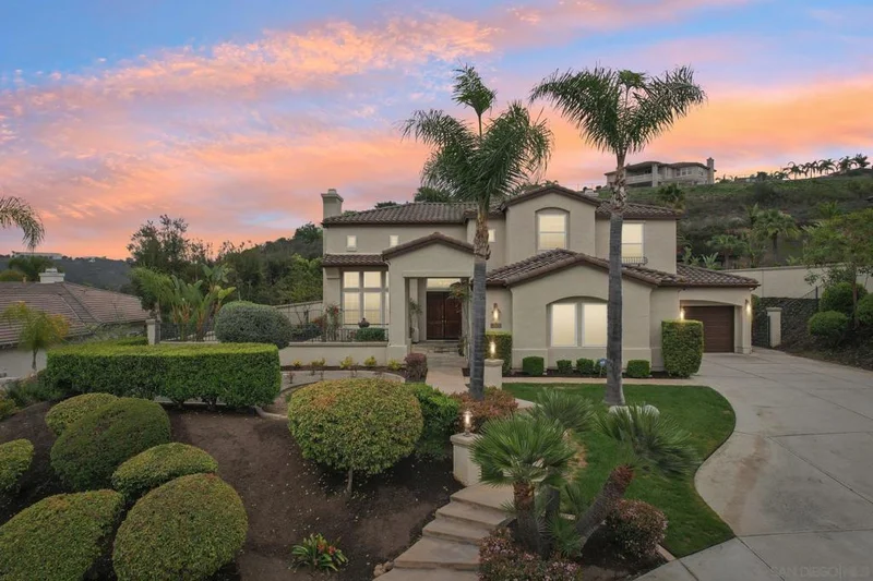 11781 Treadwell Dr, Poway, CA 92064