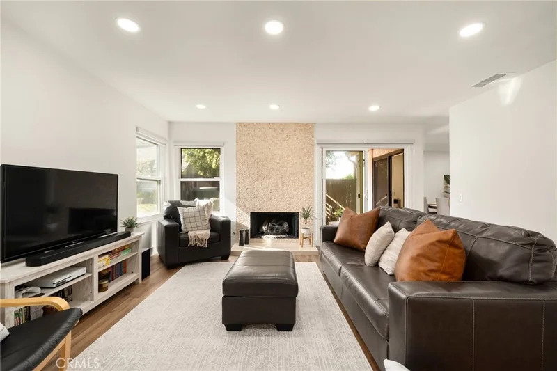 9057 Cobblestone Lane 43, Cypress, CA 90630