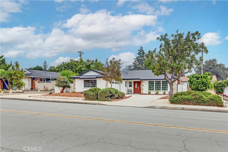 1848 N Mountain Avenue, Claremont, CA 91711