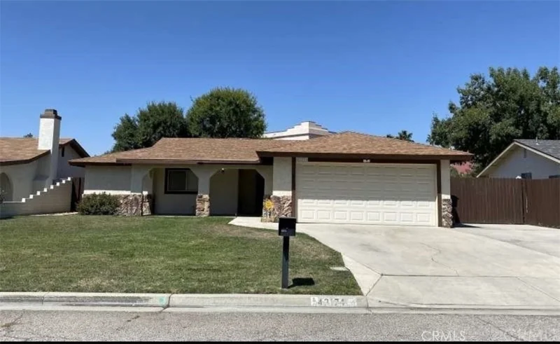 42174 Harmony Drive, Hemet, CA 92544