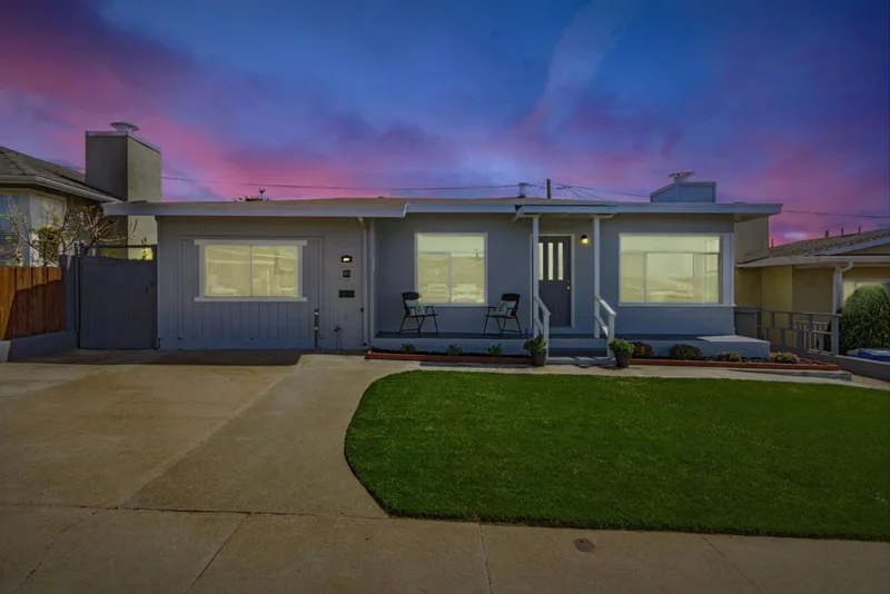 260 Gardenside Avenue, South San Francisco, CA 94080