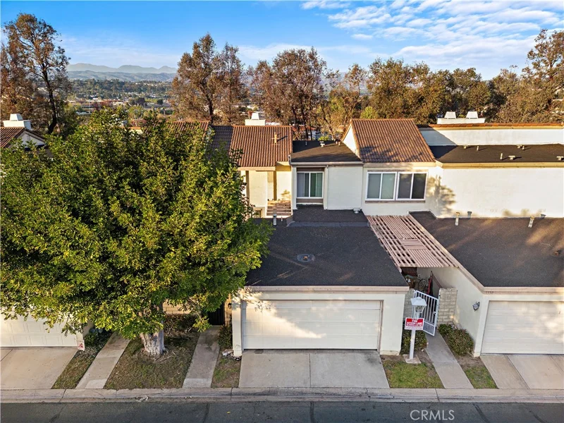 5548 E Vista Del Rio, Anaheim Hills, CA 92807