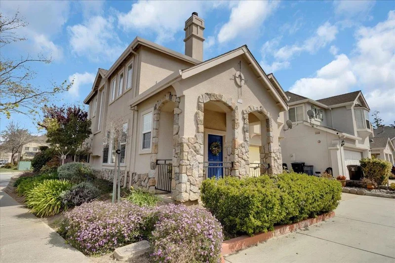 1898 Bradbury Street, Salinas, CA 93906