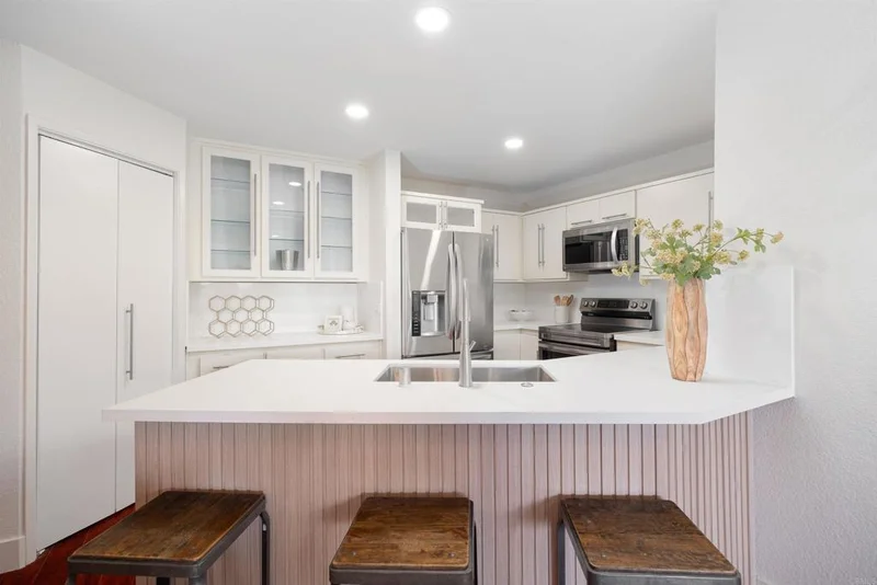 4545 Arizona Street 302, San Diego, CA 92116